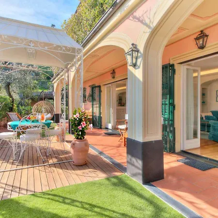 Vakantiehuis Mares - Sea View, Free Garage
